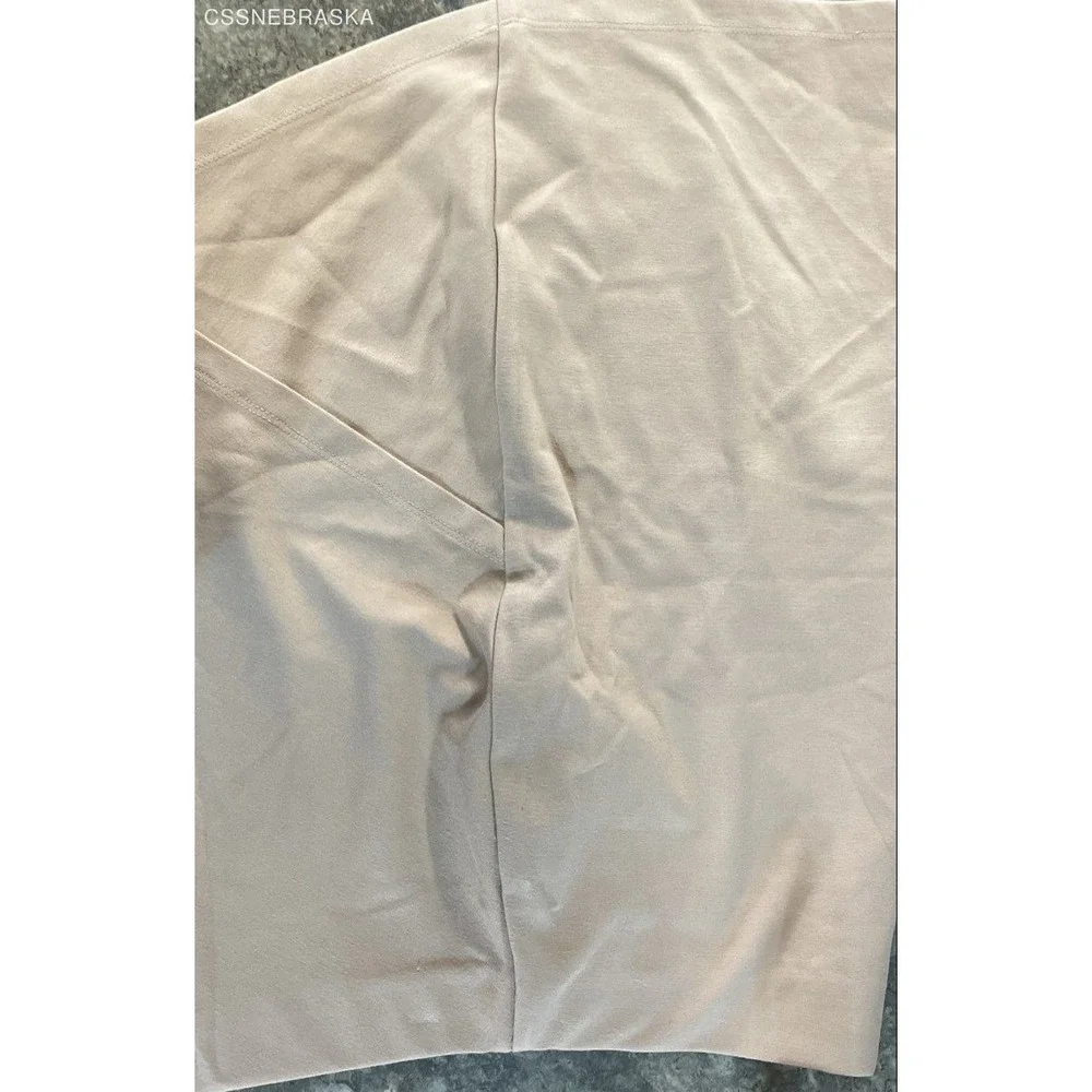 FOREVER 21 Tan Pencil Skirt Stretch Above Knee - Size‎ M